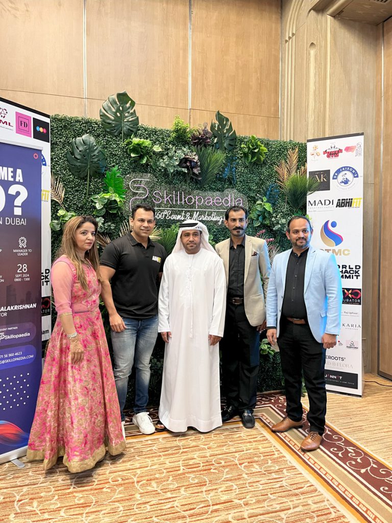 Personalized Fitness Innovation Award to Abhiifit and team in Dubai by Skillopaedia