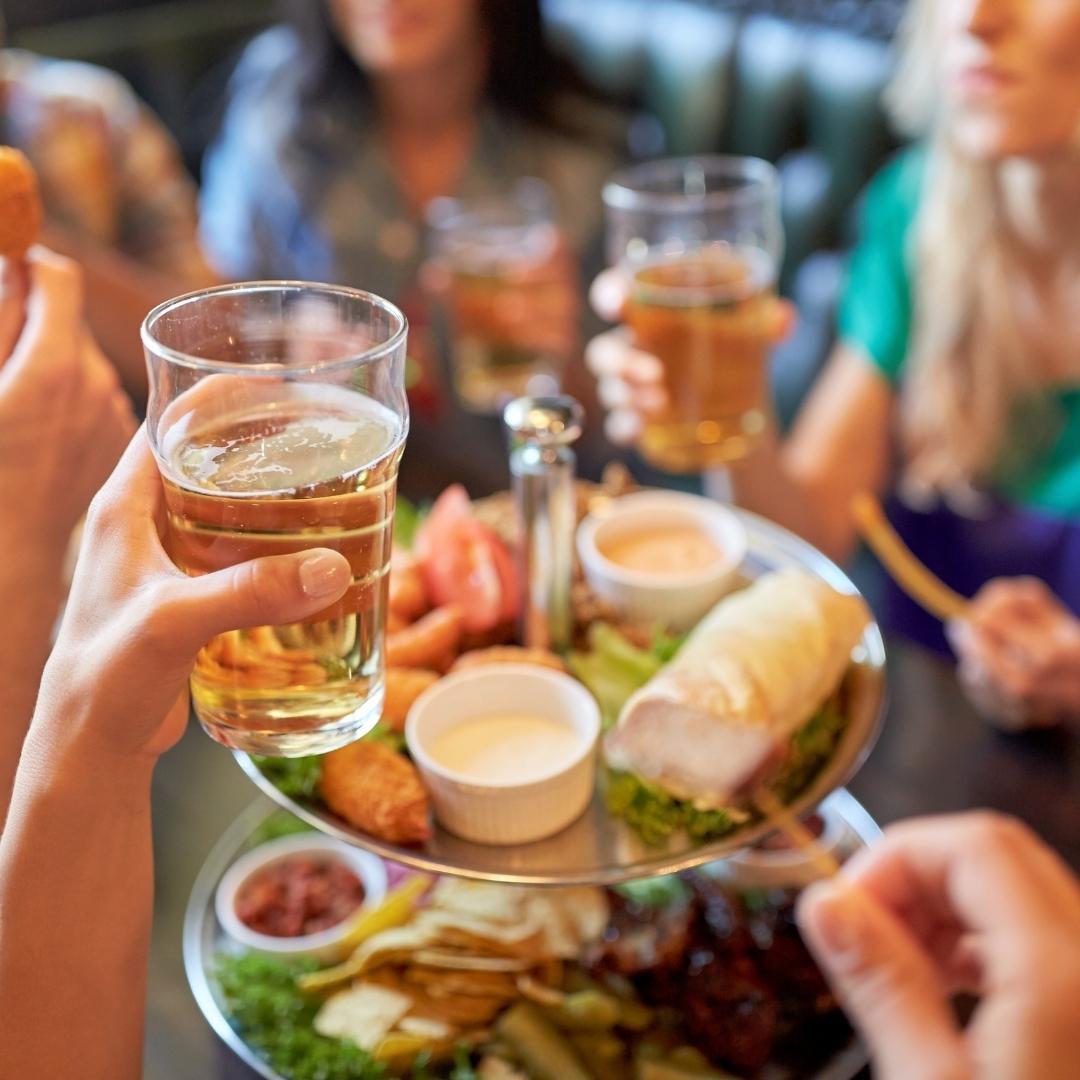 Do not binge eat - Five reasons you are not losing weight in deficit - Dubai Personal Trainer and Nutrition Coach Abhinav Malhotra AbhiiFit